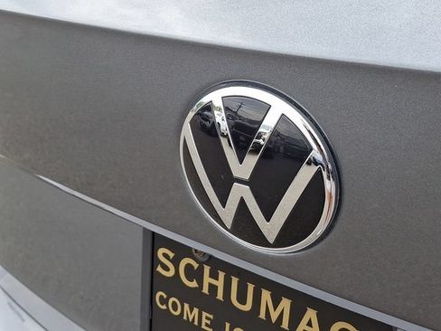 Used 2022 Volkswagen Taos SE AWD/4WD image 38