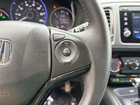 Used 2021 Honda HR-V Sport image 9