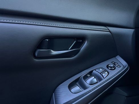 Used 2025 Nissan Sentra S image 19