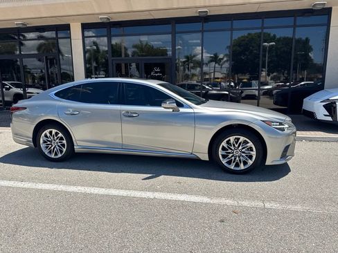 Used 2022 Lexus LS 500 AWD w/ Interior Upgrade Package image 4