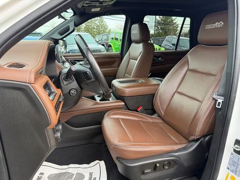 Used 2022 Chevrolet Tahoe High Country image 13