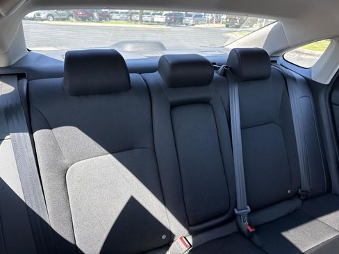 Certified 2024 Honda Civic EX image 33