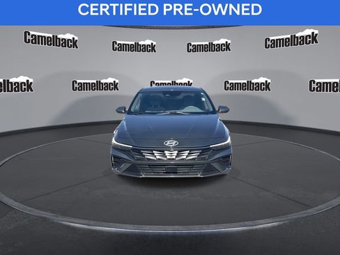Certified 2025 Hyundai Elantra SEL FWD image 2