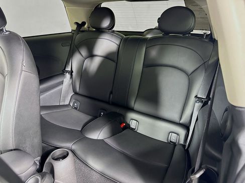 Used 2015 MINI Cooper 2-Door Hardtop image 25