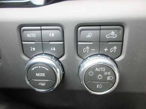 New 2026 GMC Sierra 2500 AT4X image 17