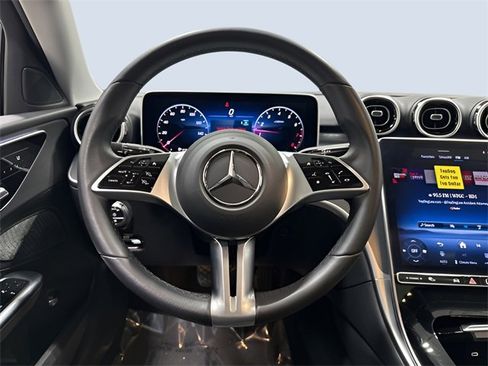 Used 2025 Mercedes-Benz C 300 4MATIC Sedan image 17