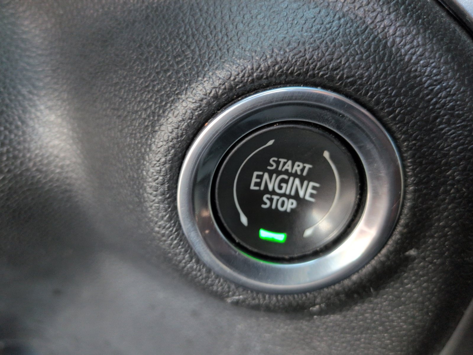 Used 2020 Chevrolet Silverado 1500 RST AWD/4WD image 17