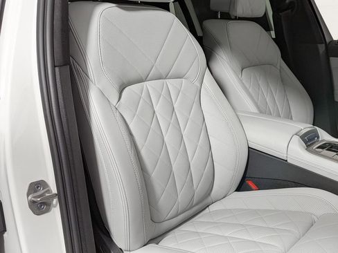 Certified 2023 BMW X6 M50i w/ Executive Package image 29