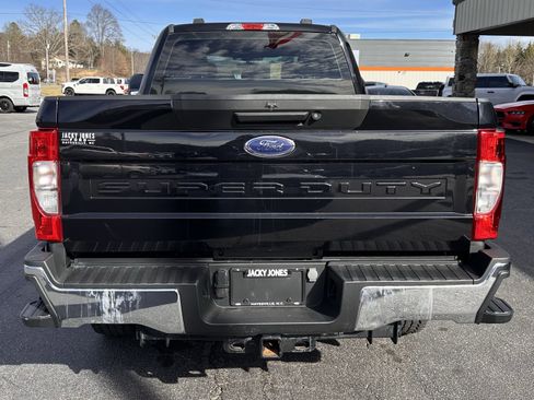 Used 2021 Ford F250 XL w/ STX Appearance Package image 7