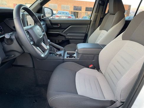 Used 2025 Toyota 4Runner TRD Off-Road image 27