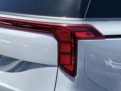 New 2026 Kia Carnival SX FWD image 14