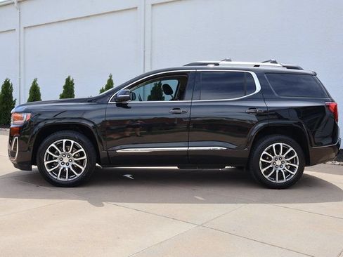Certified 2023 GMC Acadia Denali w/ Denali Ultimate Package FWD image 3