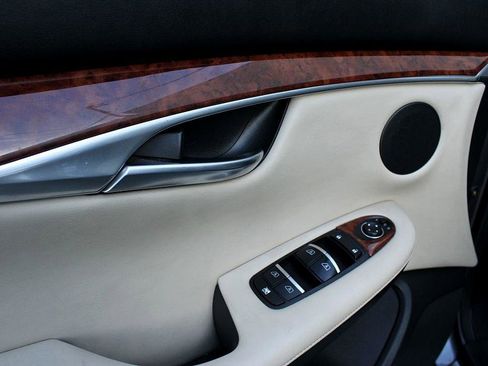 Used 2020 INFINITI QX50 Luxe w/ Navigation Package image 9