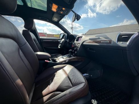 Used 2017 Audi Q5 2.0T Premium image 26