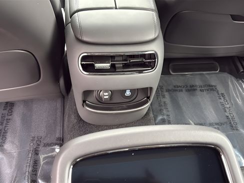 New 2026 Genesis G90 3.5T Prestige AWD/4WD image 11