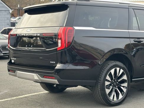 New 2025 Ford Expedition Max Platinum w/ Platinum Ultimate Package image 37