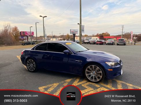 Used 2009 BMW M3 Convertible 2D image 3