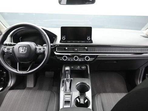 Used 2024 Honda Civic EX image 10