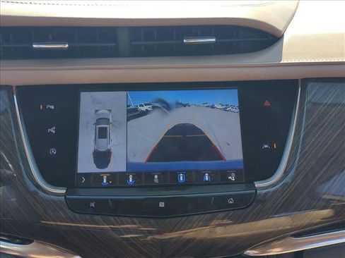 Used 2020 Cadillac XT6 Sport w/ Platinum Package image 11