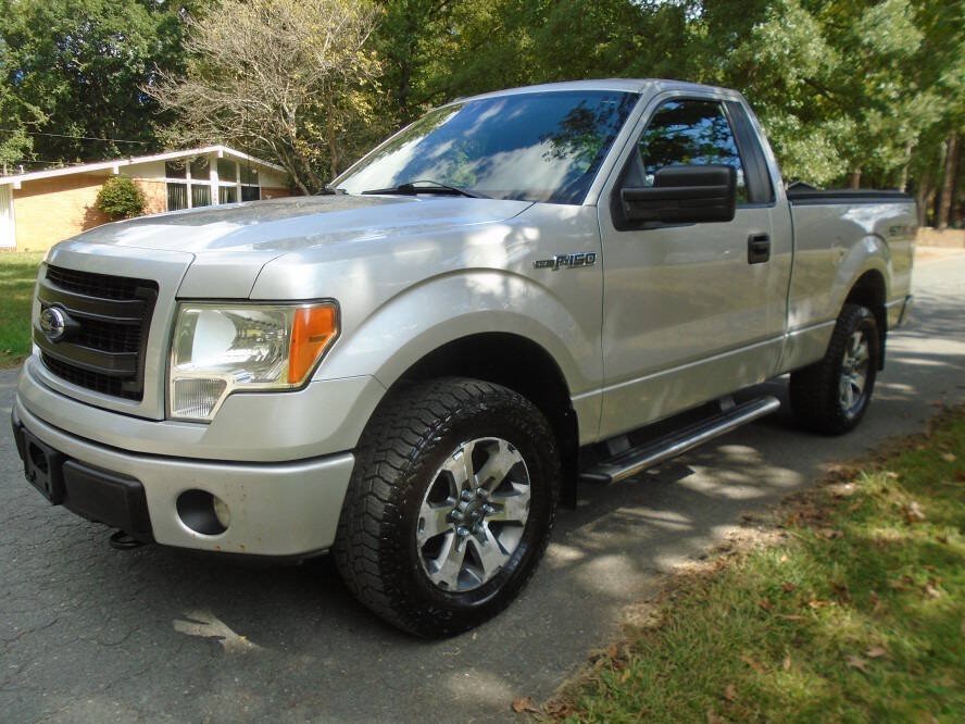 Used 2013 Ford F150 STX w/ Mid Equipment Group AWD/4WD image 1