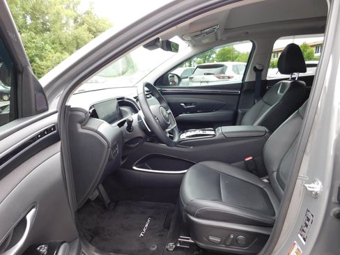 Used 2024 Hyundai Tucson Limited AWD/4WD image 16
