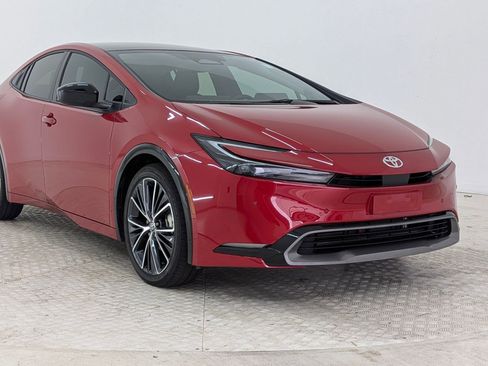 Used 2025 Toyota Prius Limited image 7