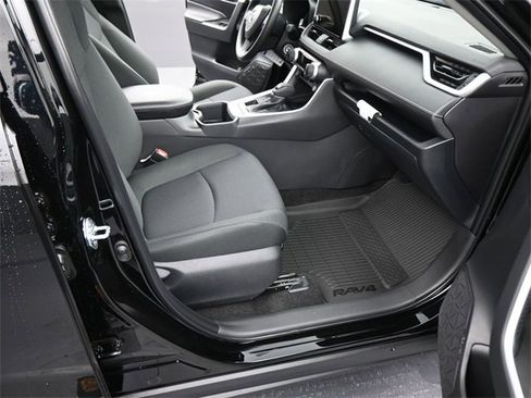 New 2025 Toyota RAV4 LE image 12