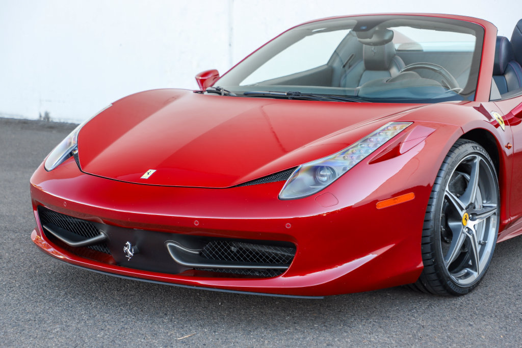 Used 2012 Ferrari 458 Spider RWD image 33