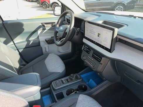 New 2025 Ford Maverick XLT w/ XLT Luxury Package image 12