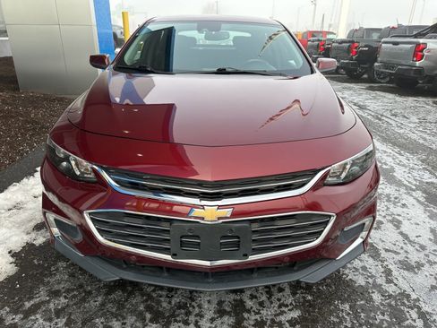 Used 2016 Chevrolet Malibu LT FWD image 2