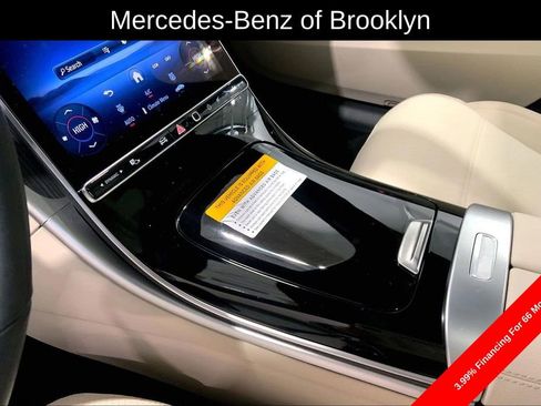 Certified 2025 Mercedes-Benz C 300 4MATIC Sedan image 18