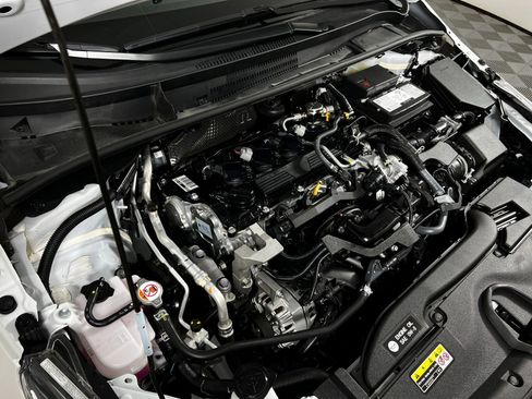Certified 2025 Toyota Corolla LE image 10