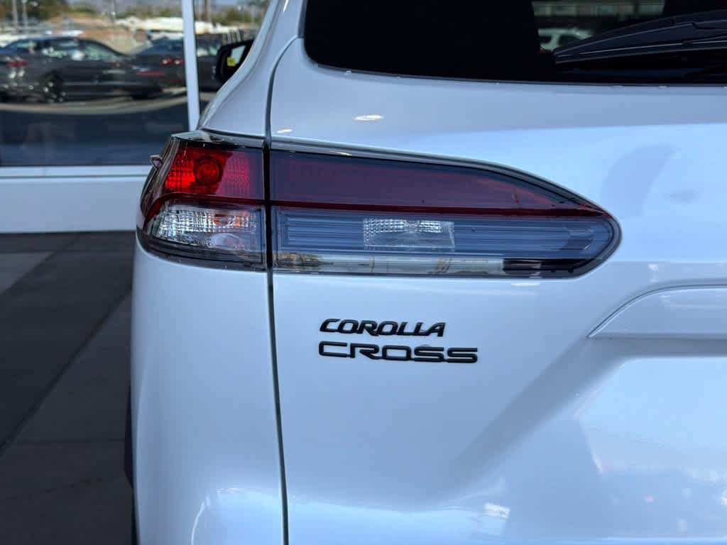 New 2026 Toyota Corolla Cross LE FWD image 10