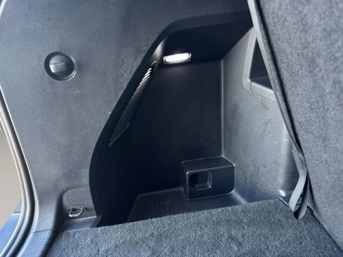 Used 2024 Volkswagen Atlas SE image 43