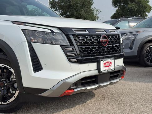 New 2026 Nissan Pathfinder Rock Creek AWD/4WD image 3