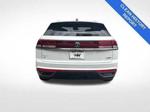Used 2024 Volkswagen Atlas Cross Sport SE AWD/4WD image 4