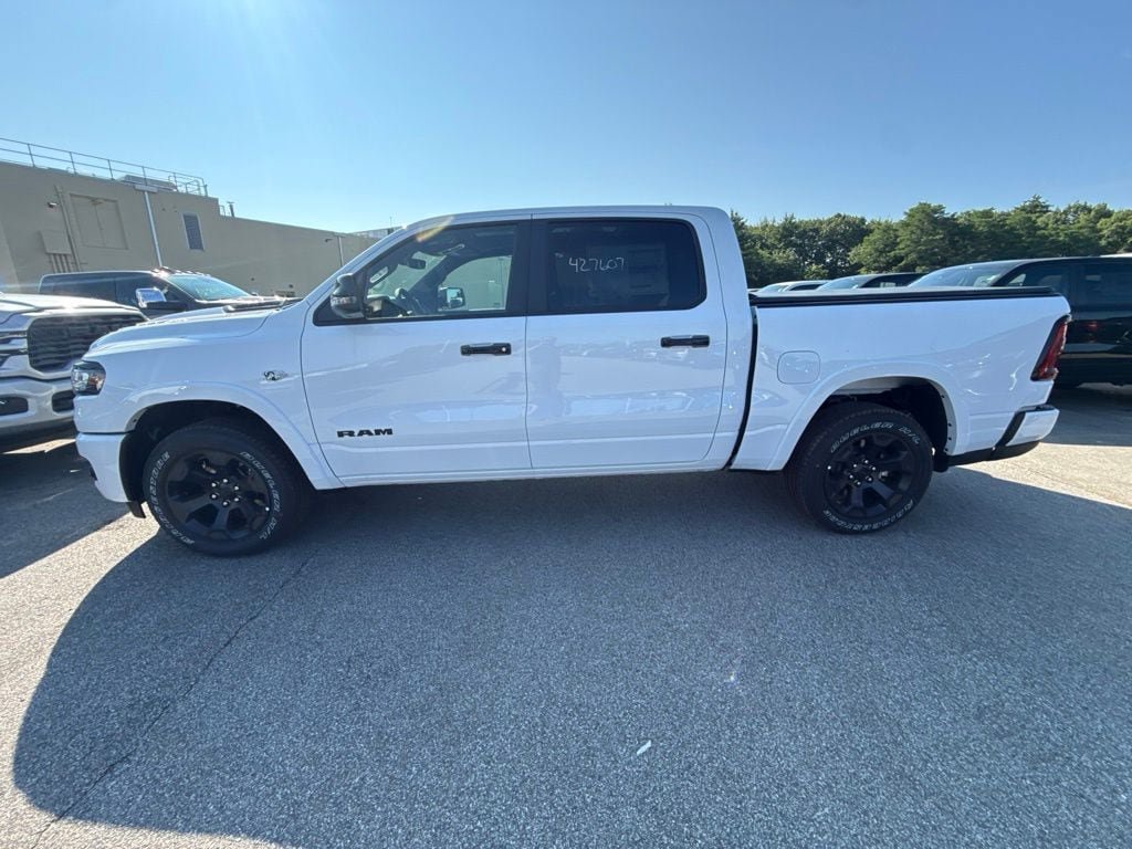 New 2026 RAM 1500 4x4 Crew Cab image 2