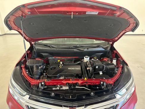 Used 2022 Chevrolet Equinox Premier FWD image 30