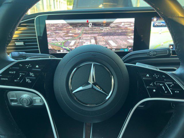Used 2025 Mercedes-Benz GLE 450 4MATIC image 13