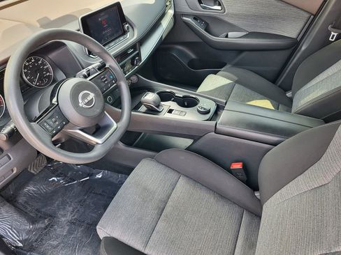 Used 2023 Nissan Rogue SV image 12