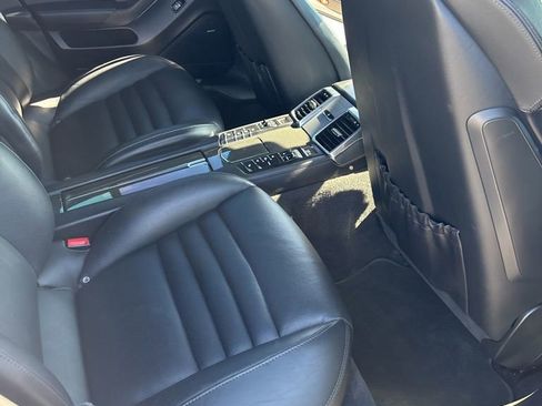 Used 2015 Porsche Panamera AWD/4WD image 20