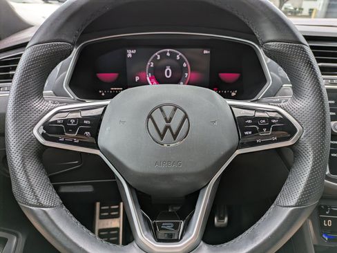 Used 2022 Volkswagen Tiguan SE R-Line FWD image 23