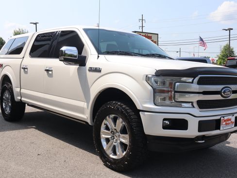 Used 2018 Ford F150 Platinum w/ Equipment Group 701A Luxury AWD/4WD image 5