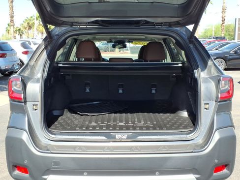 Used 2024 Subaru Outback Touring XT AWD/4WD image 11