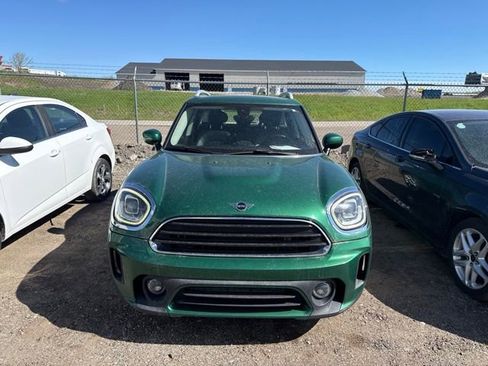 Used 2022 MINI Cooper Countryman ALL4 AWD/4WD image 2