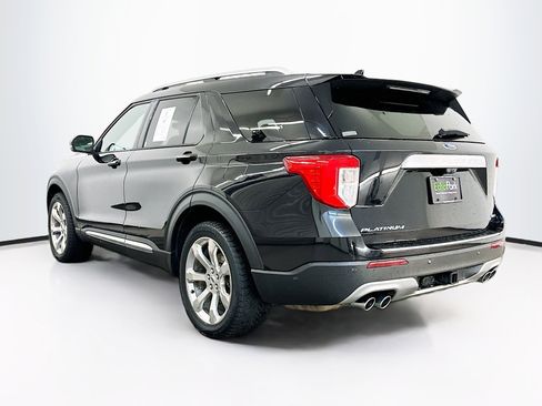 Used 2020 Ford Explorer Platinum w/ Premium Technology Package image 5
