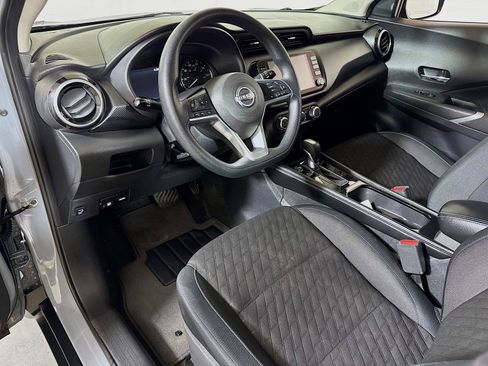 Used 2024 Nissan Kicks SV w/ Interior Electronics Package FWD image 7