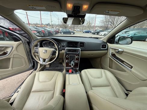 Used 2015 Volvo S60 T5 Premier w/ Convenience Package image 11