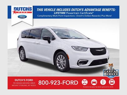 Used 2026 Chrysler Pacifica Limited