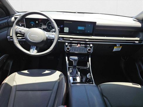 New 2025 Hyundai Santa Cruz Limited image 12
